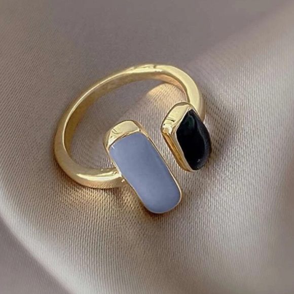 đź’Ą3for$28 New 2 Tone Art Deco Open Cuff Statement Ring Vertical Adjustable - Picture 6 of 8